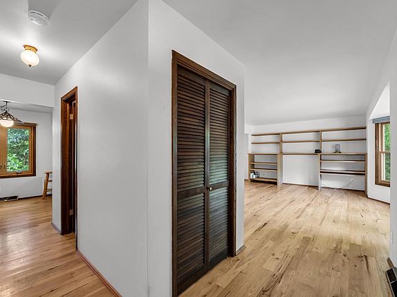 5th image of 3011 Bruce DRIVE