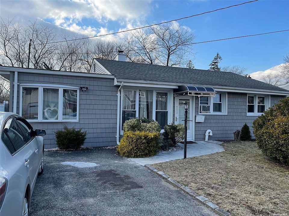 1st image of 242 Elmwood St