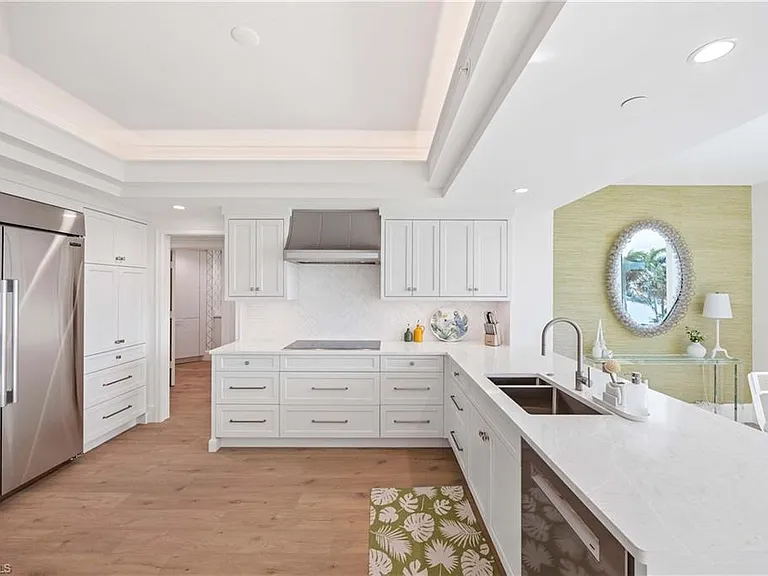 3971 Gulf Shore Blvd N #401 — Photo 17