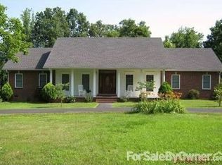 1018 Happy Top Rd, Clay City, KY 40312