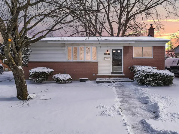 16047 McCann St, Southgate, MI 48195