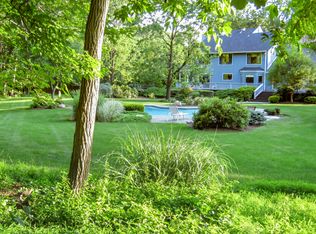 1 Brightfield Ln, Westport, CT 06880