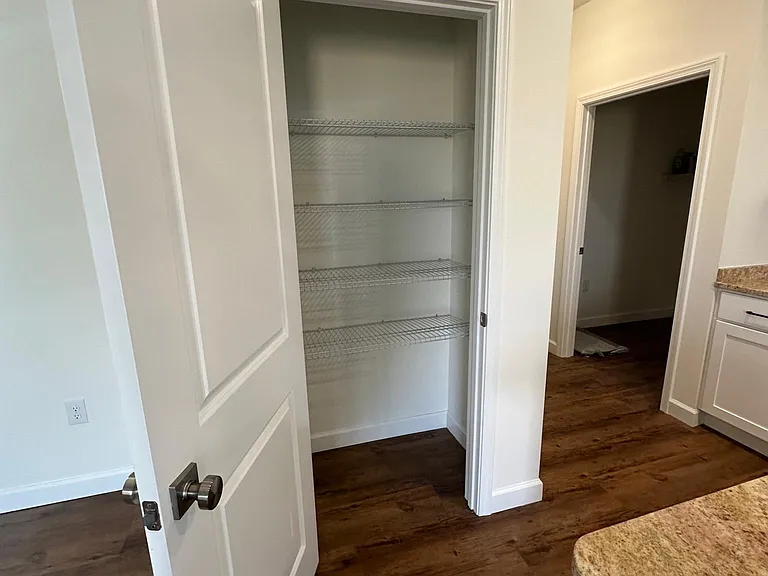 8641 Lockridge Rd — Photo 15
