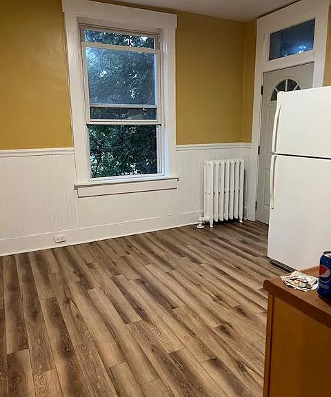 1107 Greenfield Ave #1 — Photo 5