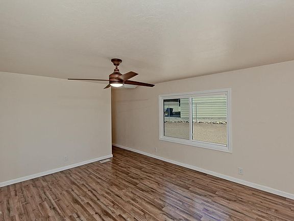 4th image of 2570 Honeybear Dr