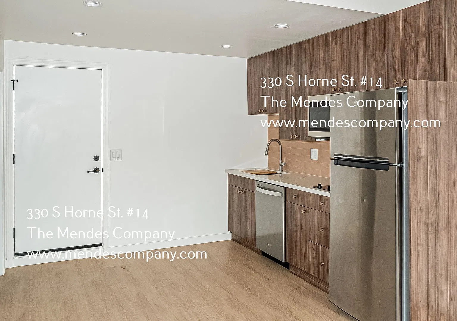 Luxury 1 bd/1 bth Apartment Home w/ Patio! Walking Distance to the Beach! Available on 11/7!! — Photo 3