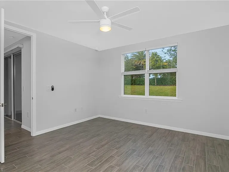 14559 Edgewater Cir — Photo 13