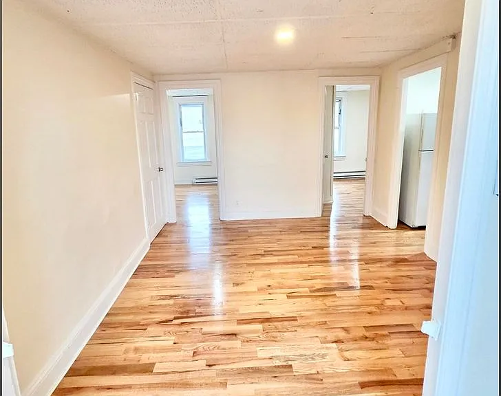 47 Montgomery Street — Photo 8