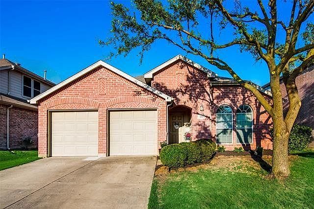 1st image of 211 Parakeet Dr