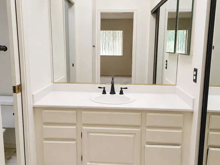 650 Preakness Dr — Photo 5