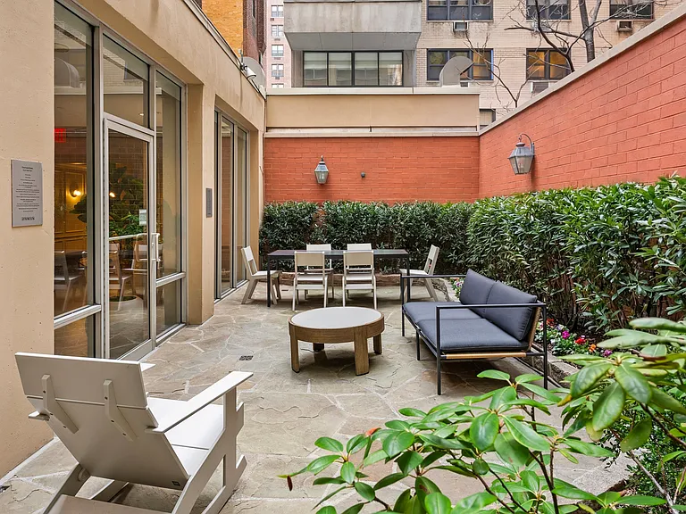 Resident Courtyard