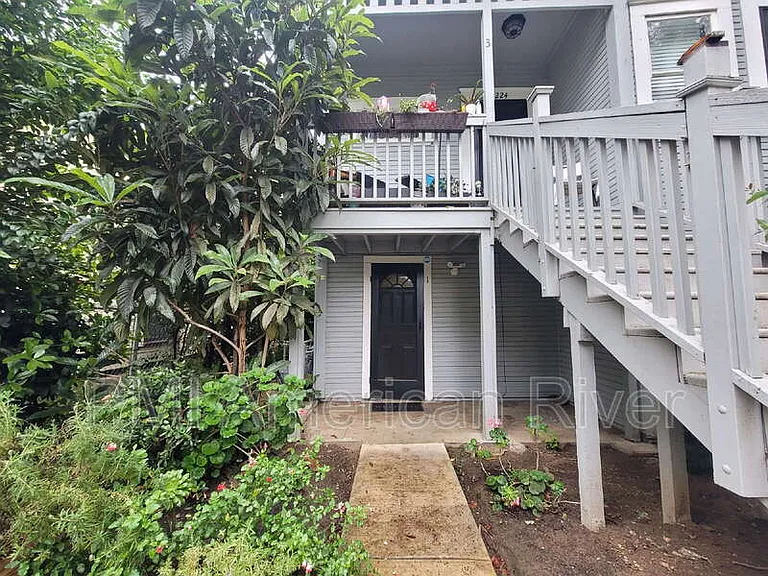 1224 V St #1 — Photo 1