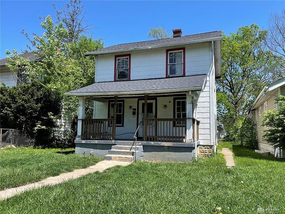 1st image of 582 Gramont Ave