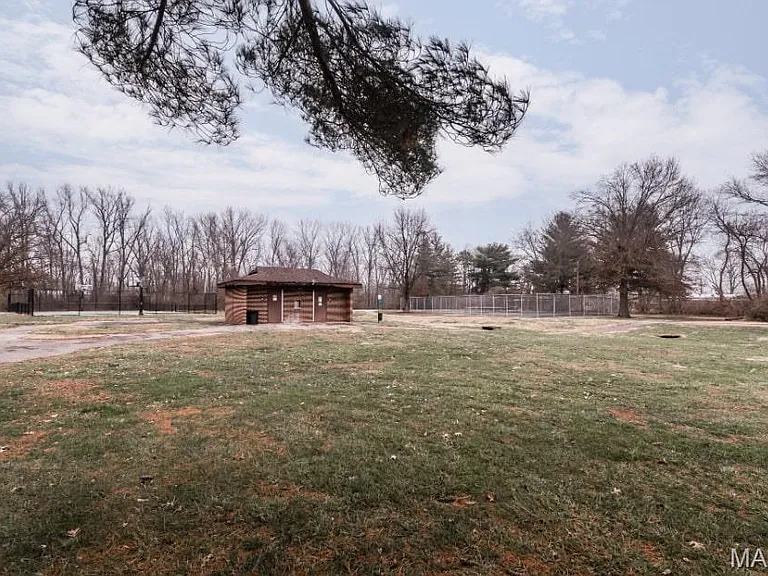 464 Hill Drive Ct — Photo 10