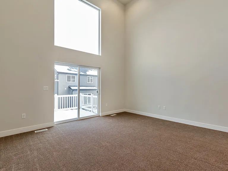 108 N Morning View Dr — Photo 2