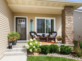 1607 12th St SE, Altoona, IA 50009