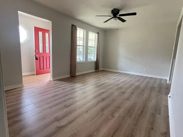 13217 Chiswick Rd, Houston, TX 77047