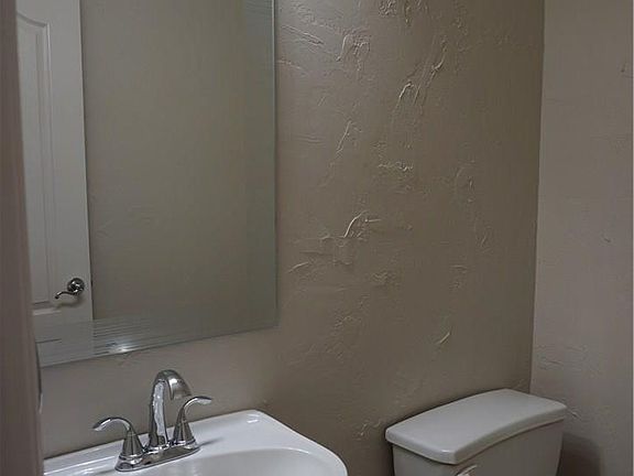 5th image of 3809 Travis St