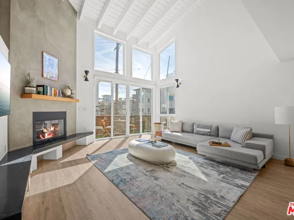 18 Privateer St #3, Marina Del Rey, CA 90292