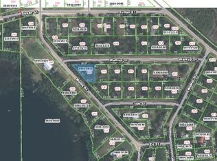 103 Walkup St, Interlachen, FL 32148