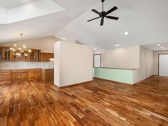 5th image of 1645 Nantucket Dr