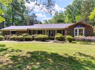 98 Dreahook Rd, White House Station, NJ 08889