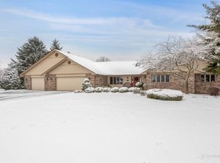 9N948 Trails End, Elgin, IL 60124