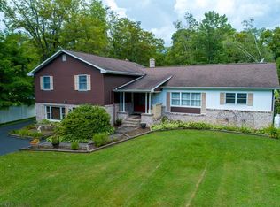 2955 Grandview Rd, Tyrone, PA 16686