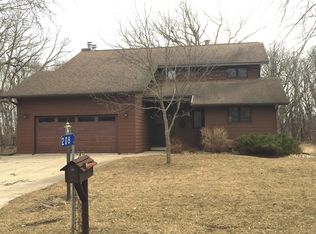 208 Woodlyn Way, Algona, IA 50511