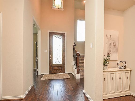 4th image of 19926 Sonterra Ln
