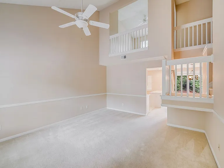 15021 Deshler Ct — Photo 3