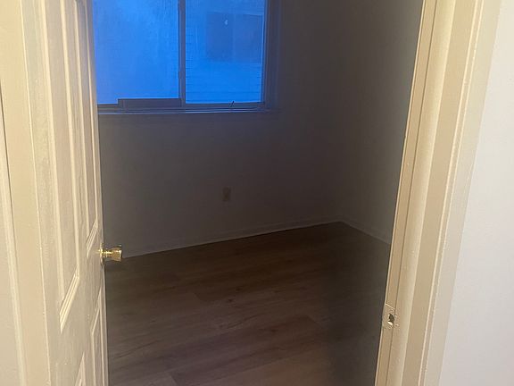 3rd image of 20300 Voiland St