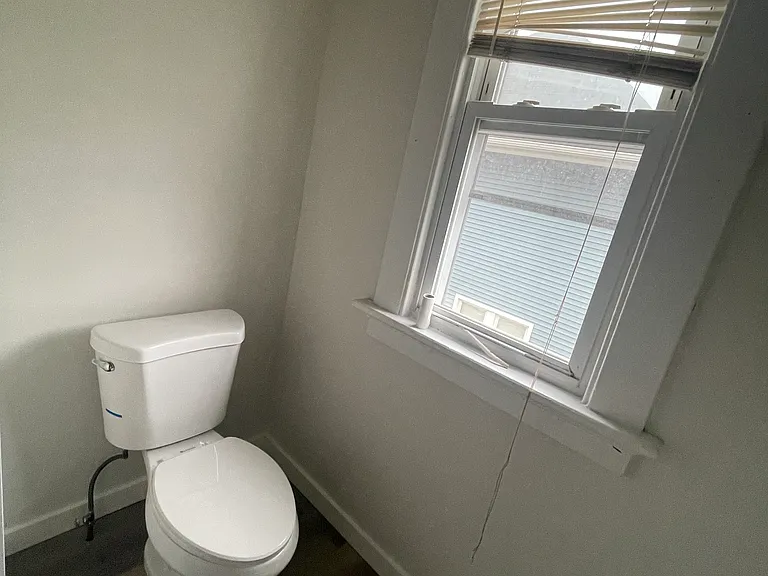 21 Whittlesey Ave #2 — Photo 10