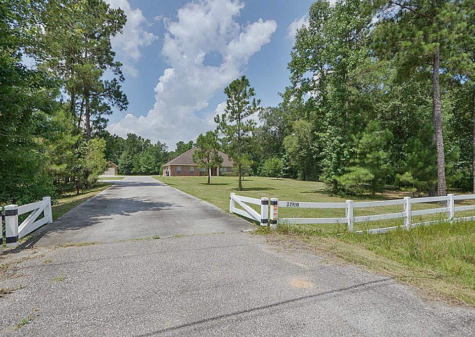 1st image of 21918 State Highway 242