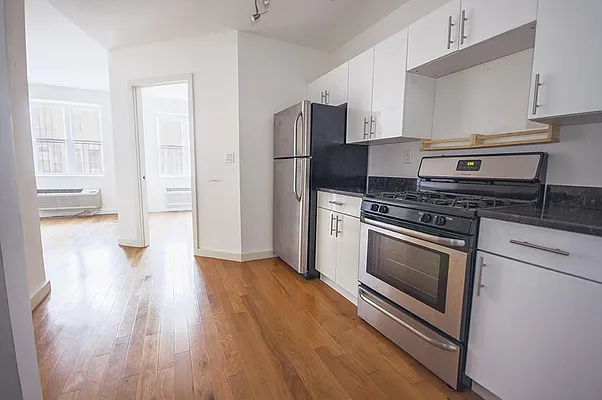 Rented by Level Group | media 11