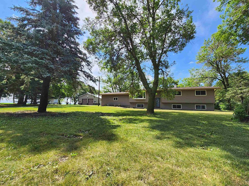 1st image of 21600 410th St