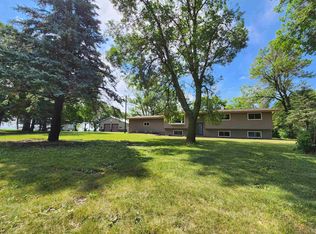 21600 410th St, Mallard, IA 50562
