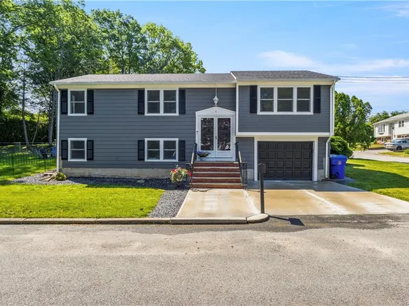 5 Sudbury St, North Providence, RI 02904