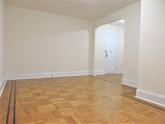 3rd image of 185 Claremont Ave APT 3C