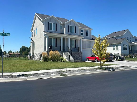 3rd image of 157 N 4375 W