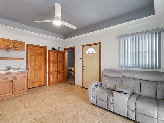 5th image of 7206 Bogey Dr