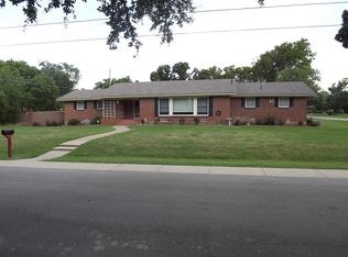 720 W Avenue C, Midlothian, TX 76065