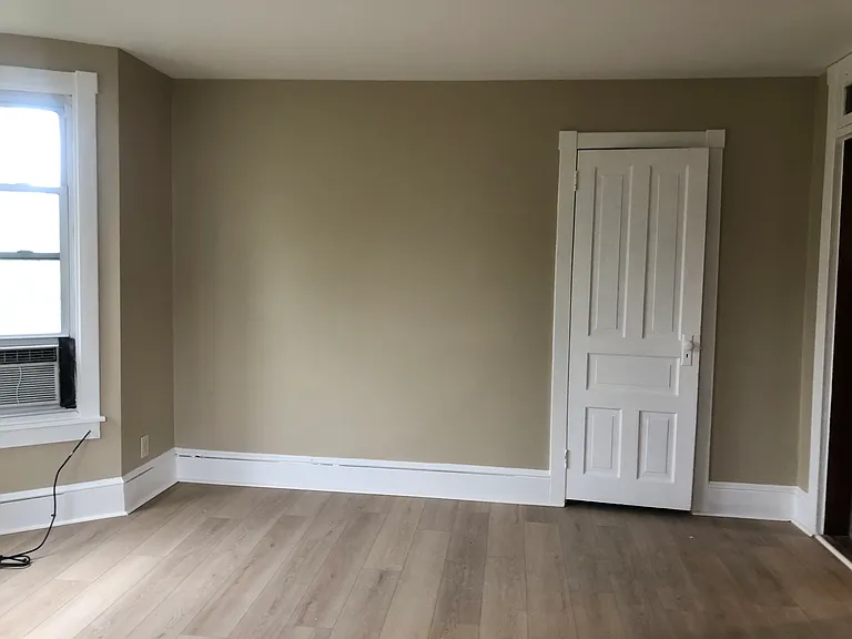 3505 Saint Lawrence Ave #1 — Photo 6