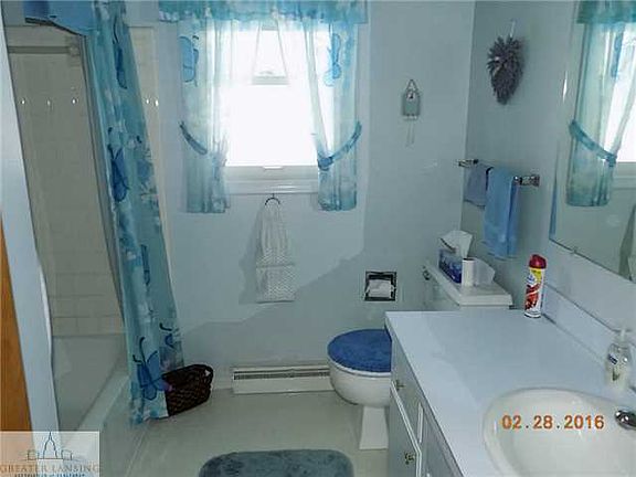 5th image of 1733 Laurelwood Dr
