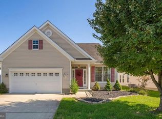 8 E Dehart Ave, Clayton, NJ 08312