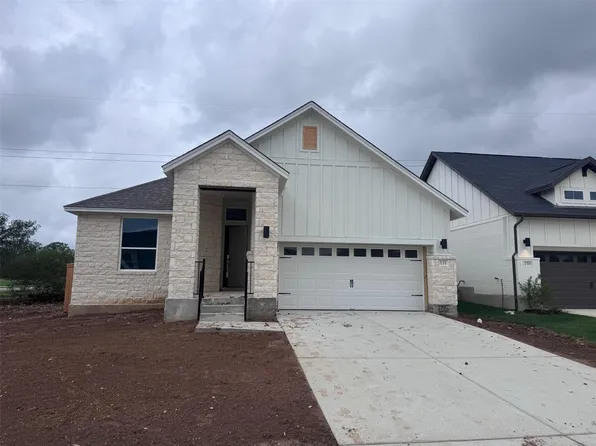 135 Comfort Dr, Buda, TX 78610