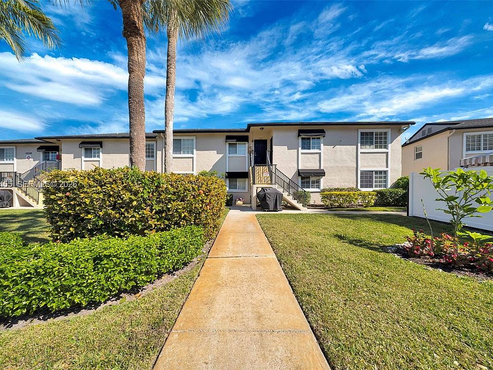 1st image of 4040 Crystal Lake Dr #105