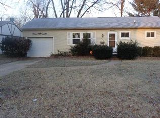 645 Devonshire Dr, Belleville, IL