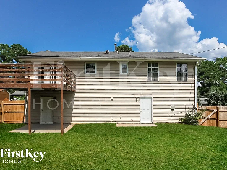 2145 Sara Ashley Way — Photo 15