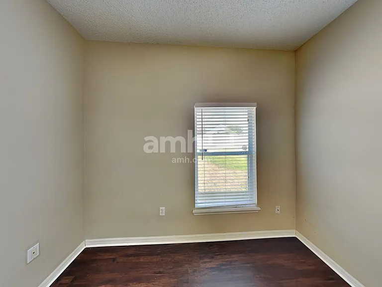 2505 Sherbrook Ln — Photo 21